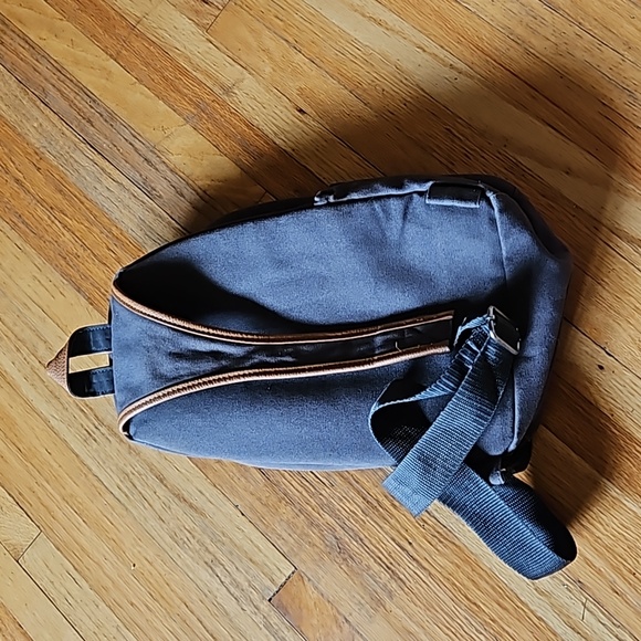 Thirty-one thermal single strap backpack - Picture 2 of 3